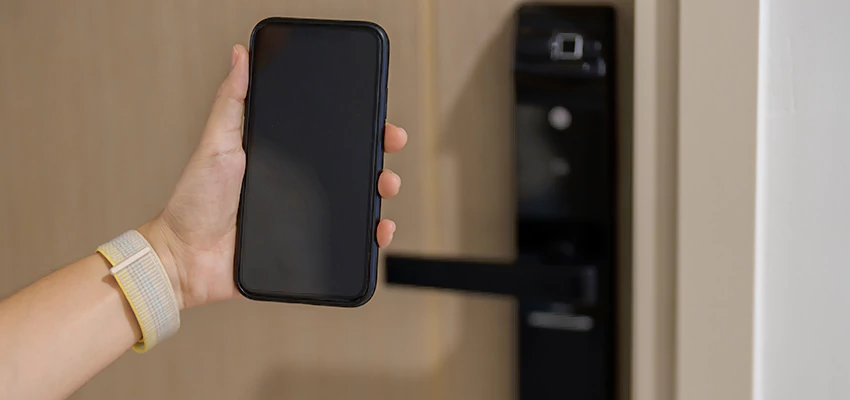 Keypad Wifi Locks Repair And Installation in Lake Worth, FL