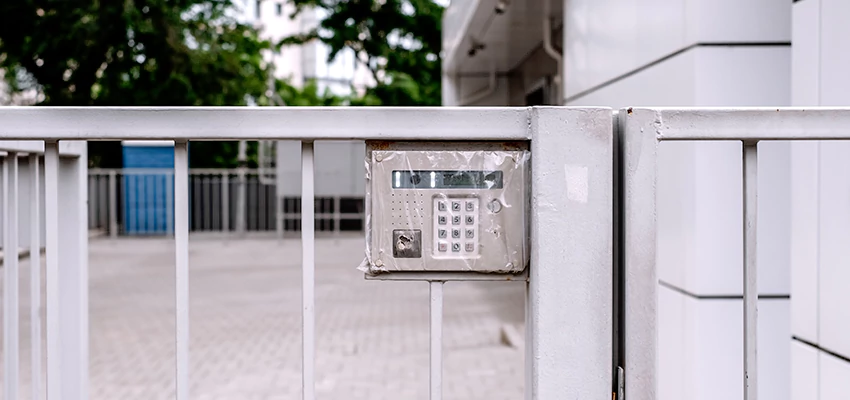 Gate Locks For Metal Gates in Lake Worth, Florida