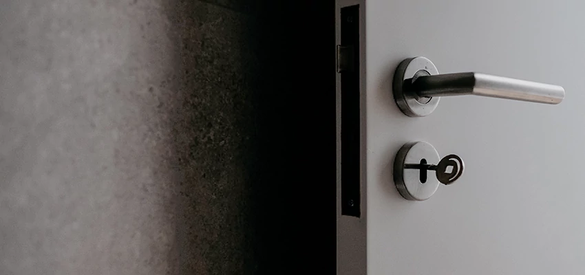 Front Door Handle Repair And Installation in Lake Worth, FL