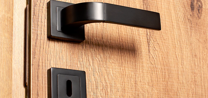 Weekend Lockout Assistance Troubleshooting in Lake Worth, Florida
