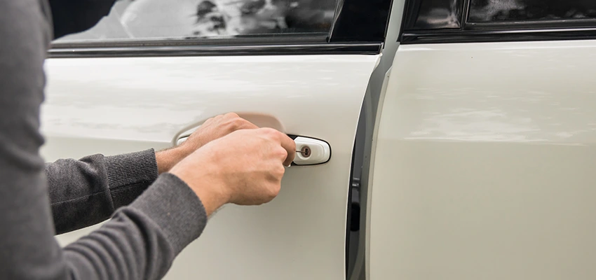 Unlock Car Door Service in Lake Worth, FL