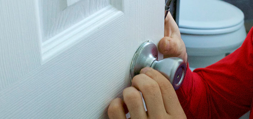 Vintage Door Knob Replacement in Lake Worth, FL